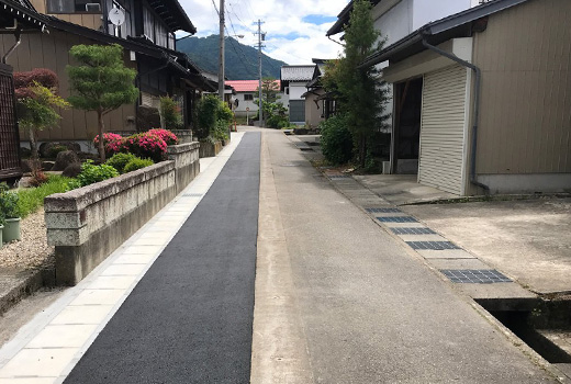 飛建工BK-3号　防災・安全交付金事業 市道二番町線側溝改良工事