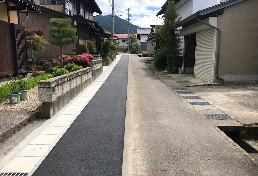 飛建工BK-3号　防災・安全交付金事業 市道二番町線側溝改良工事