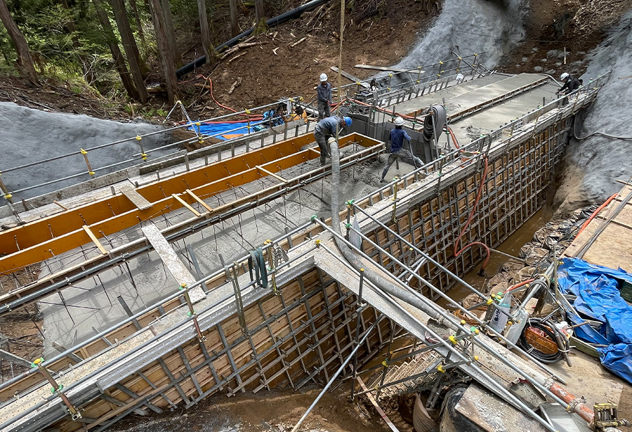飛治第0408号　公共　予防治山工事（一ノ洞）